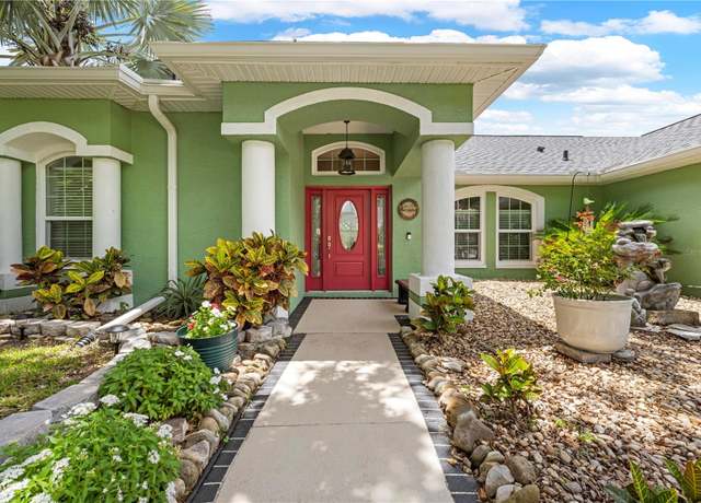 Property at 1271 Candlelight Blvd, Brooksville, FL 34601, 3 beds, 2 baths