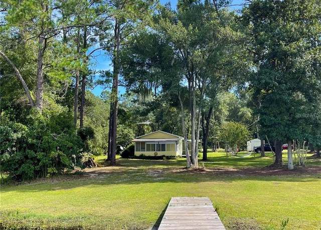 Property at 1162 County Road 20a, Hawthorne, FL 32640, 2 beds, 1 bath