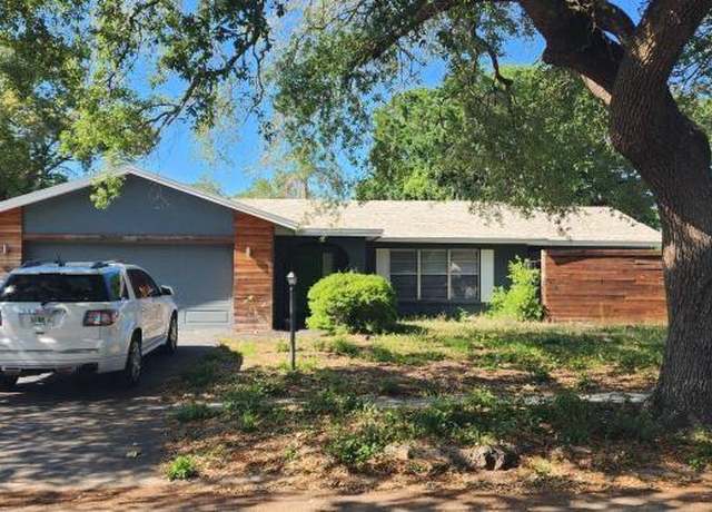 Property at 1985 Japonica Rd, Winter Park, FL 32792, 4 beds, 2 baths