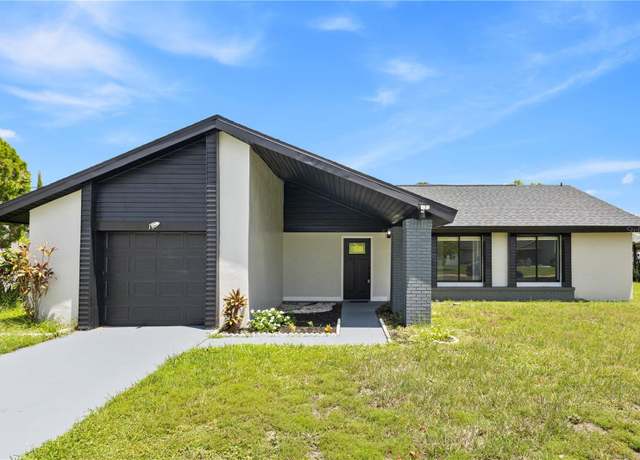 Property at 17 S Flag Ct, Kissimmee, FL 34759, 3 beds, 2 baths