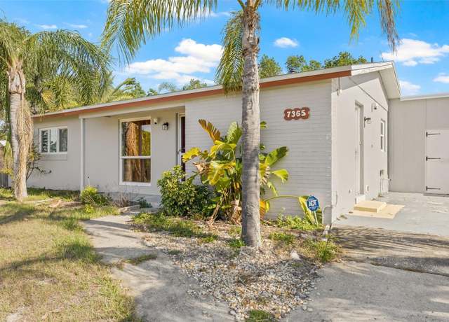 Property at 7365 Pinehurst Dr, Spring Hill, FL 34606, 2 beds, 1 bath
