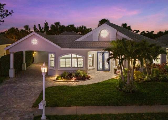 Property at 4611 Shark Dr, Bradenton, FL 34208, 4 beds, 3 baths