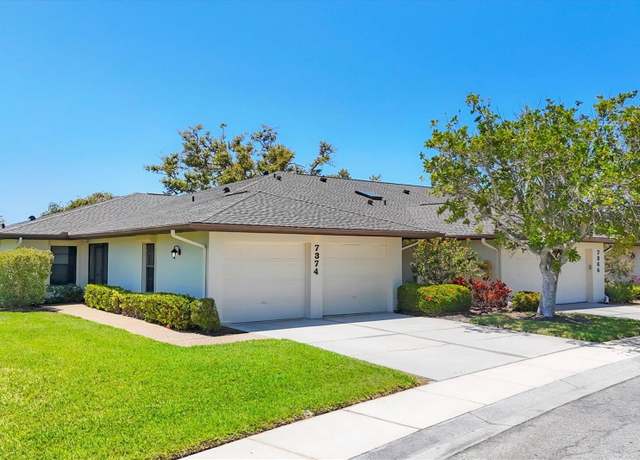 Property at 7374 Royal Birkdale Dr Unit 15D, Sarasota, FL 34238, 3 beds, 2 baths