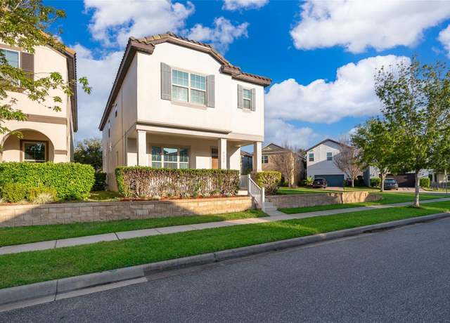 Property at 9330 Meadow Hunt Way, Winter Garden, FL 34787, 4 beds, 2.5 baths