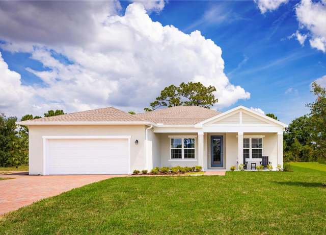 Property at 2105 Aibonito Cir, Clermont, FL 34711, 4 beds, 2 baths