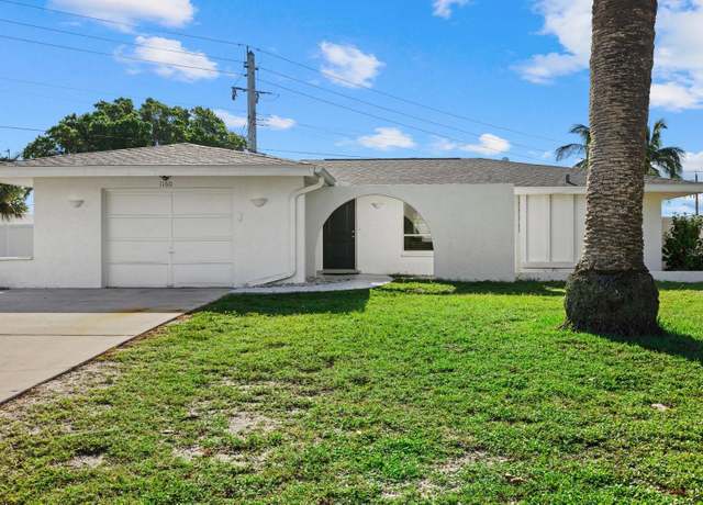 Property at 1160 Morningside Pl, Sarasota, FL 34236, 2 beds, 2 baths