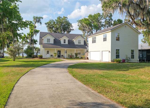 Property at 2499 SE 30th St, Melrose, FL 32666, 4 beds, 4.5 baths
