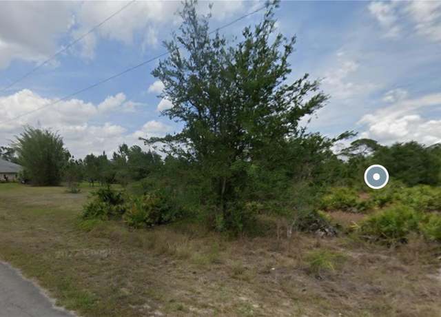 Property at 1102 Jefferson Ave, Lehigh Acres, FL 33936