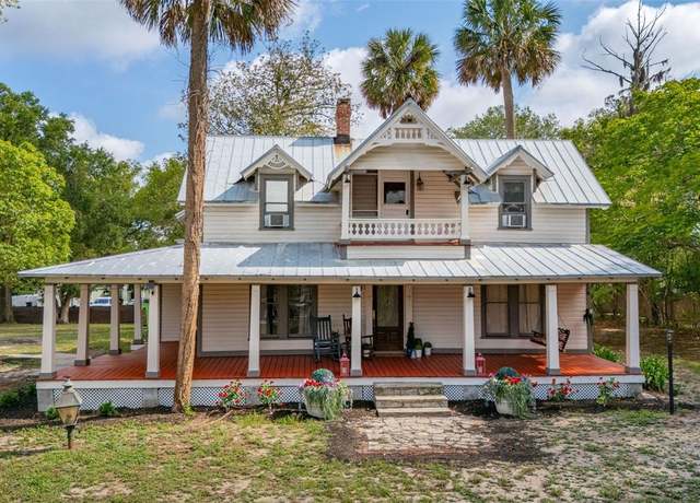 Property at 525 W Blue Springs Ave, Orange City, FL 32763, 3 beds, 2 baths