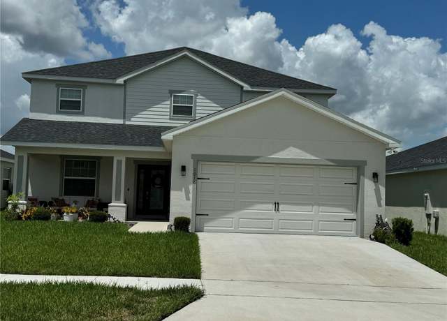 Property at 1016 Cascade Dr, Davenport, FL 33837, 4 beds, 3.5 baths