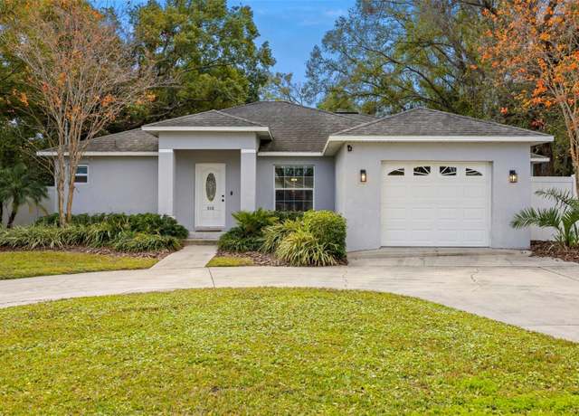 Property at 808 W Hollywood St, Tampa, FL 33604, 3 beds, 2 baths