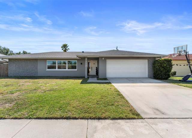 Property at 3112 65th Way N, St Petersburg, FL 33710, 5 beds, 3 baths