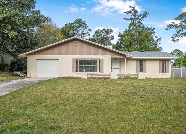 Property at 31 Blare Dr, Palm Coast, FL 32137, 3 beds, 2 baths