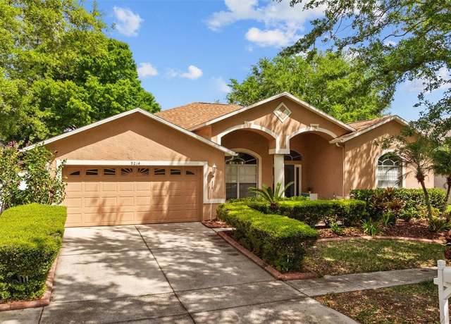 Property at 9214 Estate Cove Cir, Riverview, FL 33578, 4 beds, 3 baths