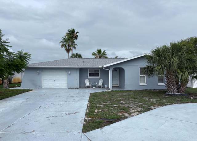 Property at 10208 Oak Hill Dr, Port Richey, FL 34668, 3 beds, 2 baths