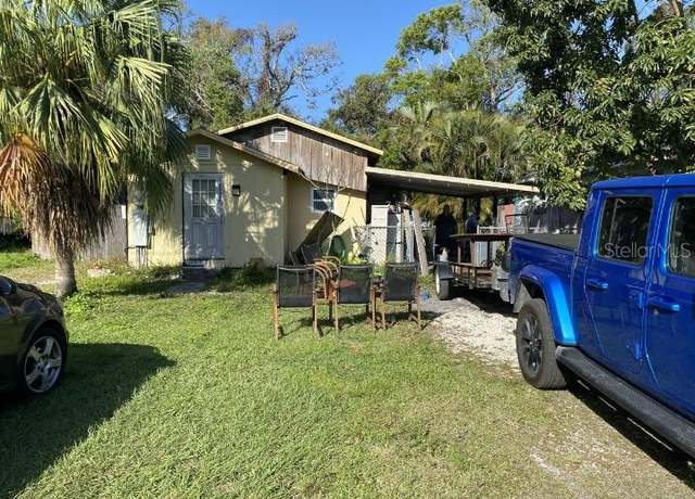 Property at 3512 16th St E, Bradenton, FL 34208, 2 beds, 2 baths