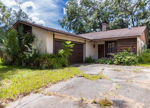 Property at 18412 Swan Lake Dr, Lutz, FL 33549, 3 beds, 2 baths