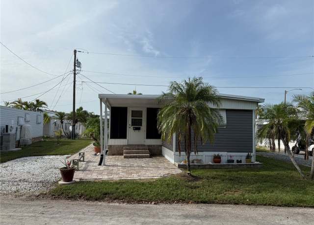 Property at 2601 Gulf Dr N Unit S2, Bradenton Beach, FL 34217, 2 beds, 1 bath