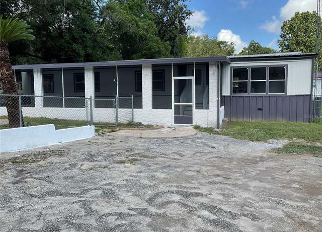 Property at 3377 SE 94th St, Ocala, FL 34480, 4 beds, 2 baths