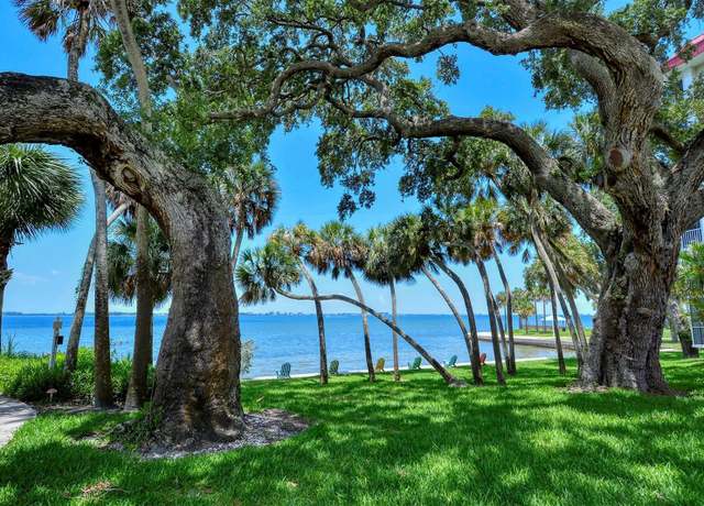 Property at 1100 Imperial Dr #403, Sarasota, FL 34236, 2 beds, 2 baths