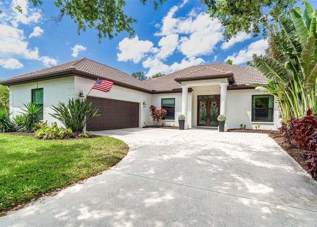 Property at 5 Saint John Blvd, Englewood, FL 34223, 3 beds, 3 baths