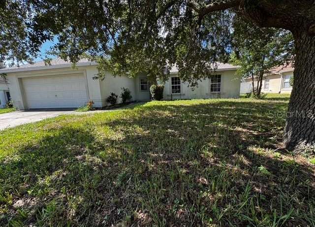 Property at 10312 Pleasant View Dr, Leesburg, FL 34788, 3 beds, 2 baths