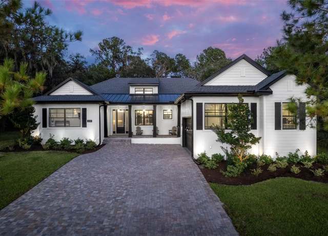 Property at 4586 Hickory Oak Dr, Brooksville, FL 34601, 4 beds, 3 baths