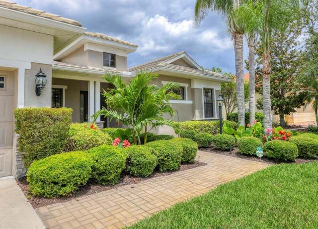 Property at 6470 Indigo Bunting Pl, Lakewood Ranch, FL 34202, 4 beds, 4 baths