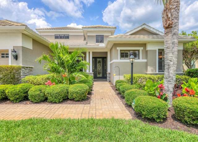 Property at 6470 Indigo Bunting Pl, Lakewood Ranch, FL 34202, 4 beds, 4 baths