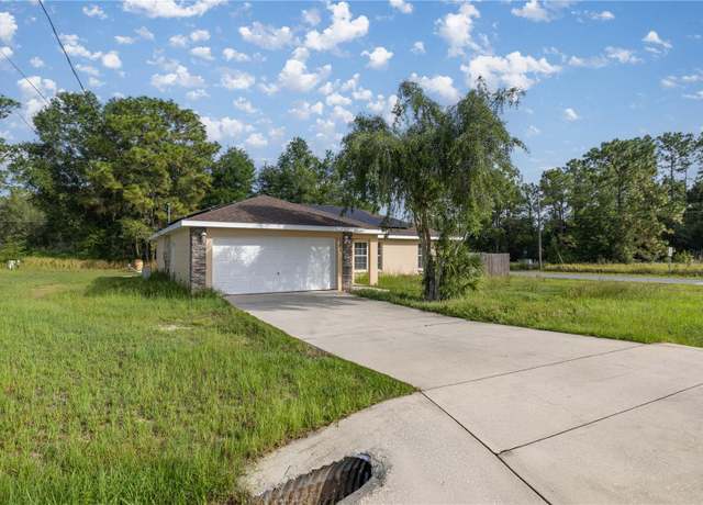 Property at 51 Pine Trace Loop, Ocala, FL 34472, 3 beds, 2 baths