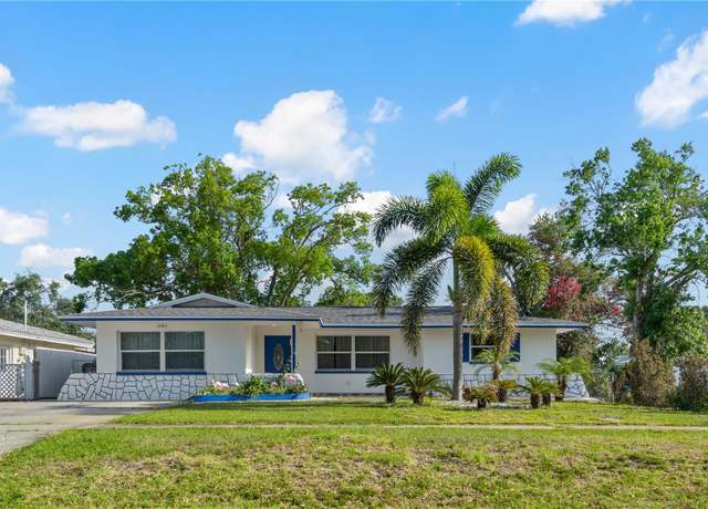 Property at 1099 7th Ave NE, Largo, FL 33770, 2 beds, 2 baths
