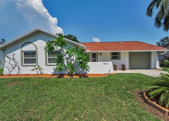 Property at 10051 82nd Ln, Seminole, FL 33777, 3 beds, 2 baths