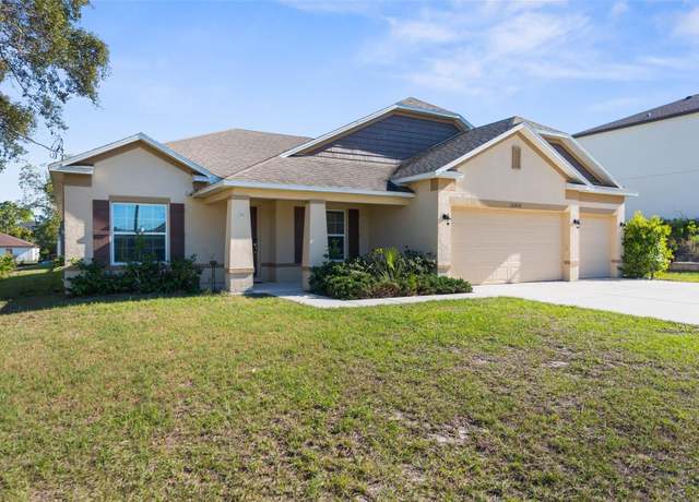 Property at 12450 Fish Cove Dr, Spring Hill, FL 34609, 4 beds, 3 baths