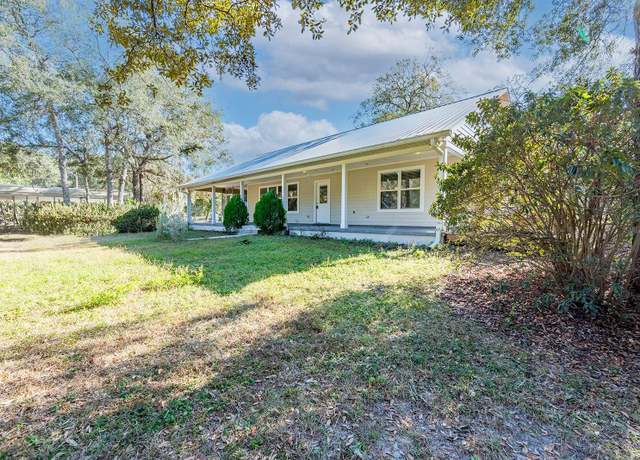 Property at 7015 King St, Keystone Heights, FL 32656, 2 beds, 1 bath