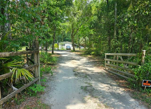 Property at 7191 NW 154th Ln, Chiefland, FL 32626, 4 beds, 2 baths