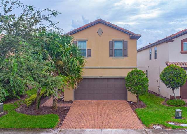 Property at 1512 Mumbai Way, Kissimmee, FL 34747, 5 beds, 4 baths