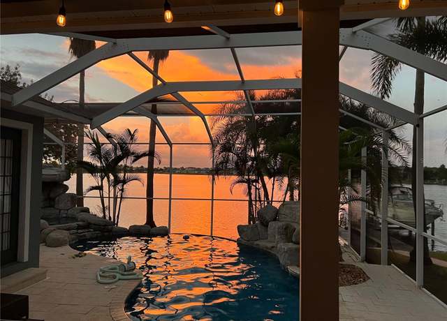 Property at 5225 Brighton Shore Dr, Apollo Beach, FL 33572, 4 beds, 3.5 baths