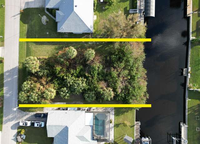 Property at 4194 Yucatan Cir, Port Charlotte, FL 33948
