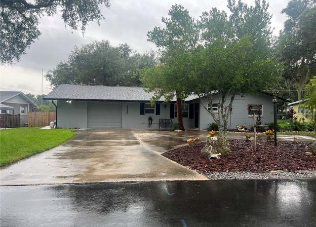 Property at 37345 Oak Ln, Umatilla, FL 32784, 2 beds, 2 baths