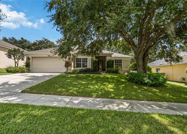 Property at 3854 Fallscrest Cir, Clermont, FL 34711, 3 beds, 2 baths