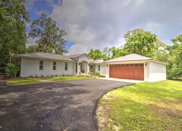 Property at 1610 SE 22nd Ave, Ocala, FL 34471, 4 beds, 3 baths