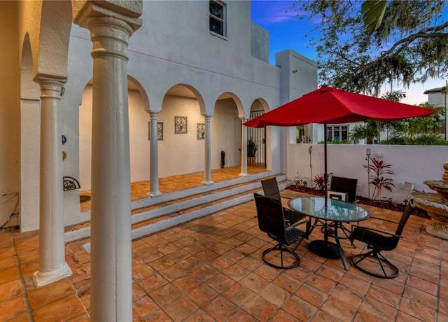 Property at 4845 W Sunset Blvd, Tampa, FL 33629, 4 beds, 3.5 baths