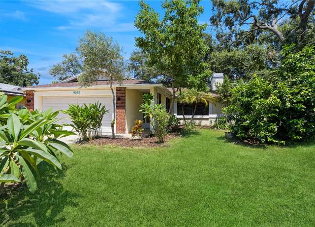 Property at 9592 128th Ter, Largo, FL 33773, 3 beds, 2 baths
