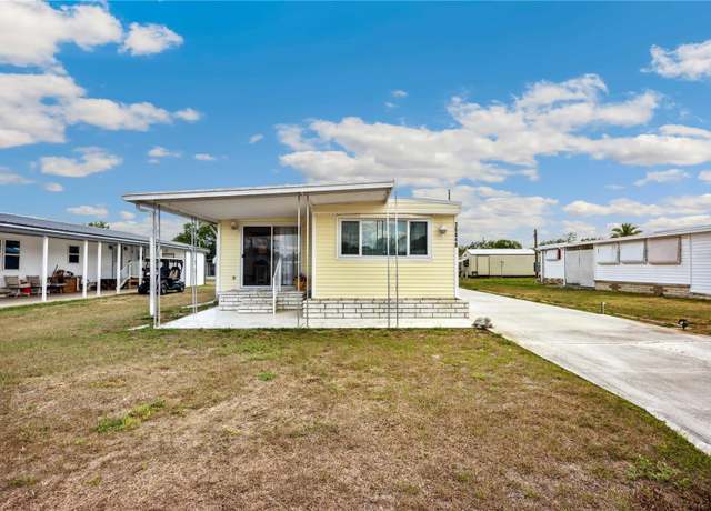 Property at 36848 Beth Ave, Zephyrhills, FL 33542, 2 beds, 2 baths