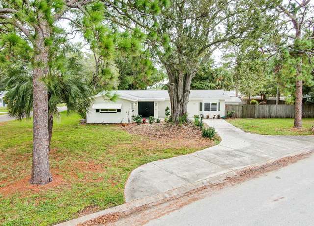 Property at 5625 Atlantic Ave N, St Petersburg, FL 33703, 3 beds, 3 baths