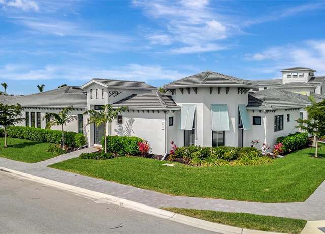 Property at 6437 Spanish Bayonet Way, Bradenton, FL 34210, 2 beds, 3 baths