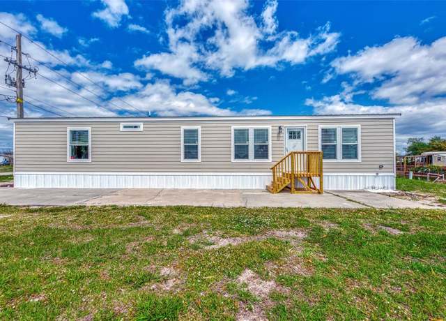 Property at 1391 Flamingo Dr, Englewood, FL 34224, 2 beds, 2 baths
