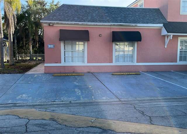 Property at 1008 Universal Rest Pl, Kissimmee, FL 34744, 3 beds, 2 baths