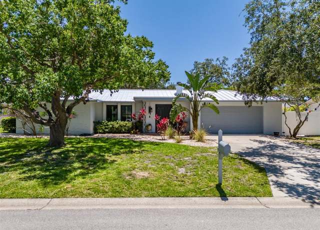 Property at 1503 Albemarle Ct, Dunedin, FL 34698, 3 beds, 2 baths