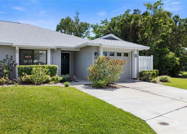 Property at 11 Lake Forest Ct N, Palm Coast, FL 32137, 2 beds, 2 baths